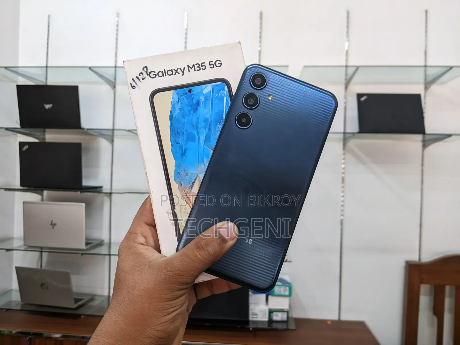 Samsung Galaxy M35 128 GB Blue