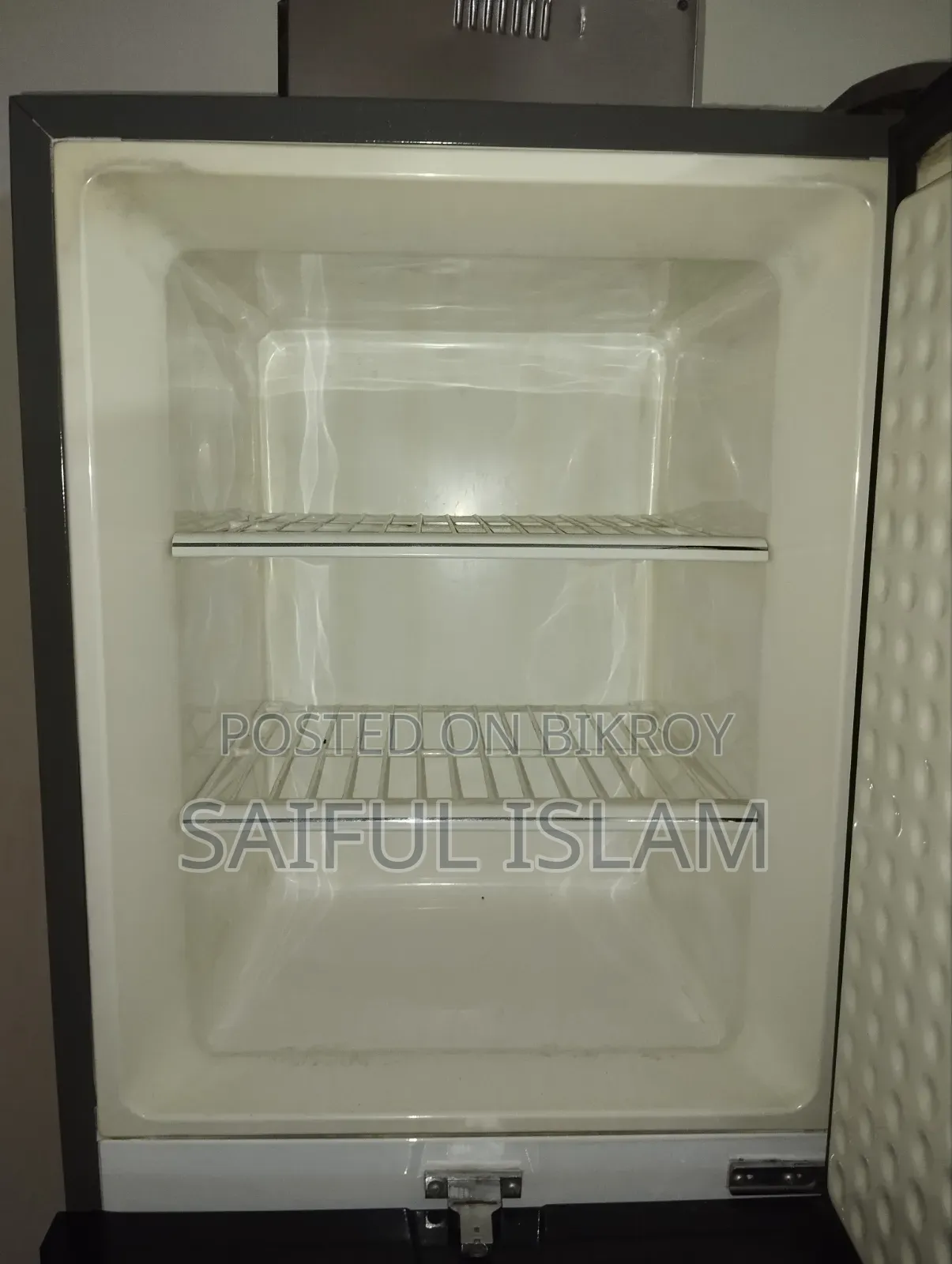 রেফ্রিজারেটর