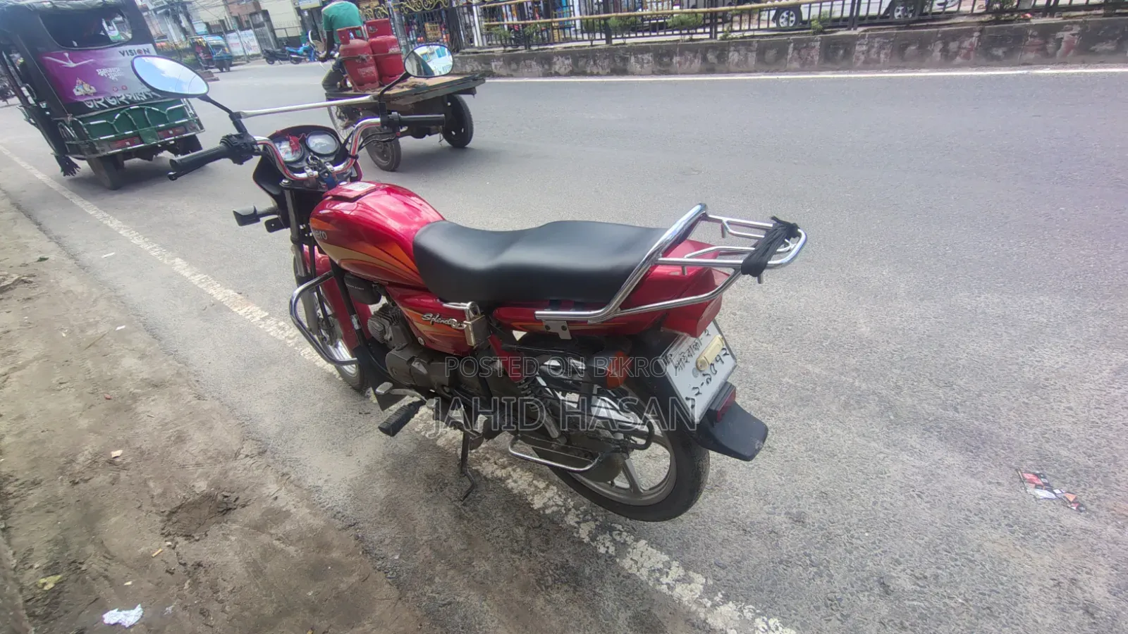 হিরো স্প্লেন্ডার প্লাস ২০১৮ রেড