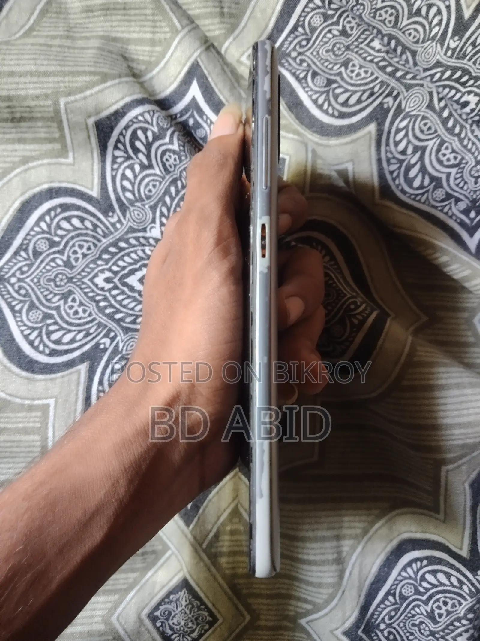 স্যামসাং গ্যালাক্সি এ৫১ ৫জি ১২৮ জিবি ধূসর