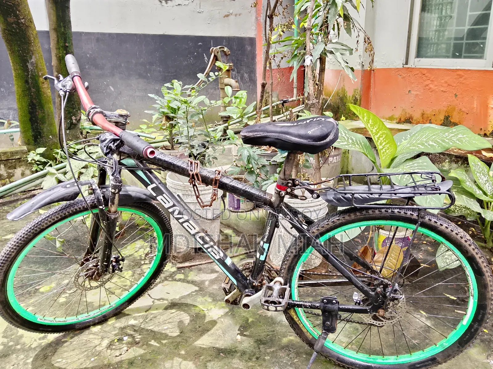 একটি সাইকেল বিক্রি করা হবে