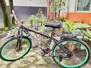 একটি সাইকেল বিক্রি করা হবে