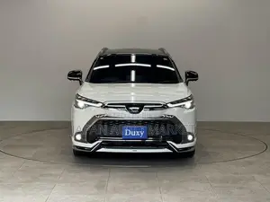 টয়োটা করোল্লা ক্রস ২০২৪ পার্ল
