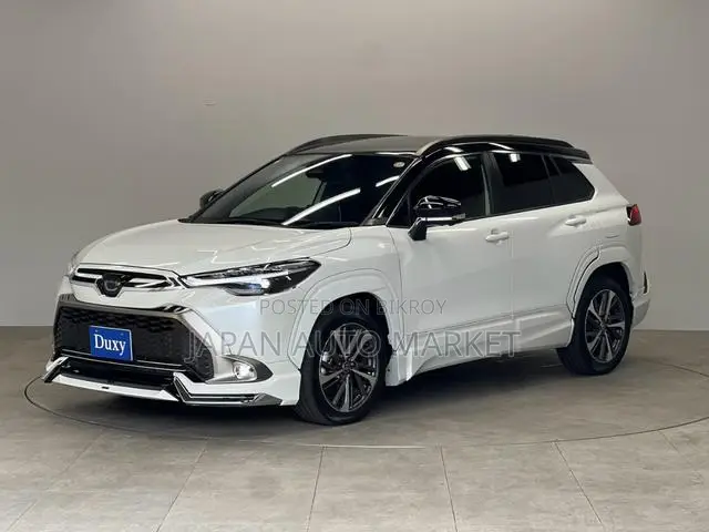 টয়োটা করোল্লা ক্রস ২০২৪ পার্ল
