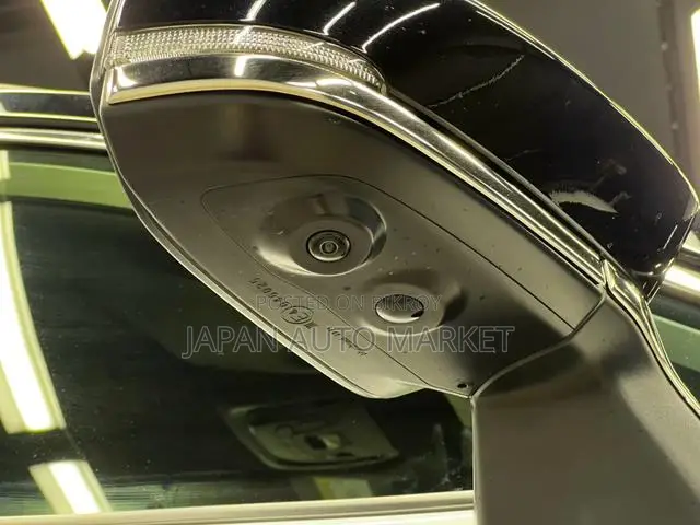 টয়োটা করোল্লা ক্রস ২০২৪ পার্ল