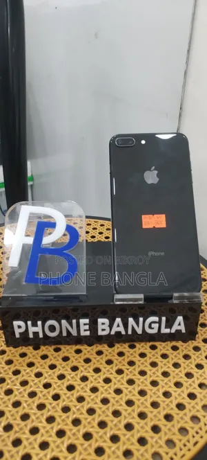 Apple iPhone 8 Plus 64 GB Black