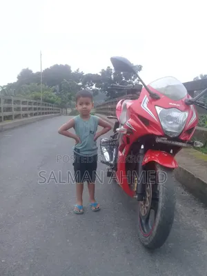 সুজুকি জিক্সার এসএফ ২০১৮ লাল