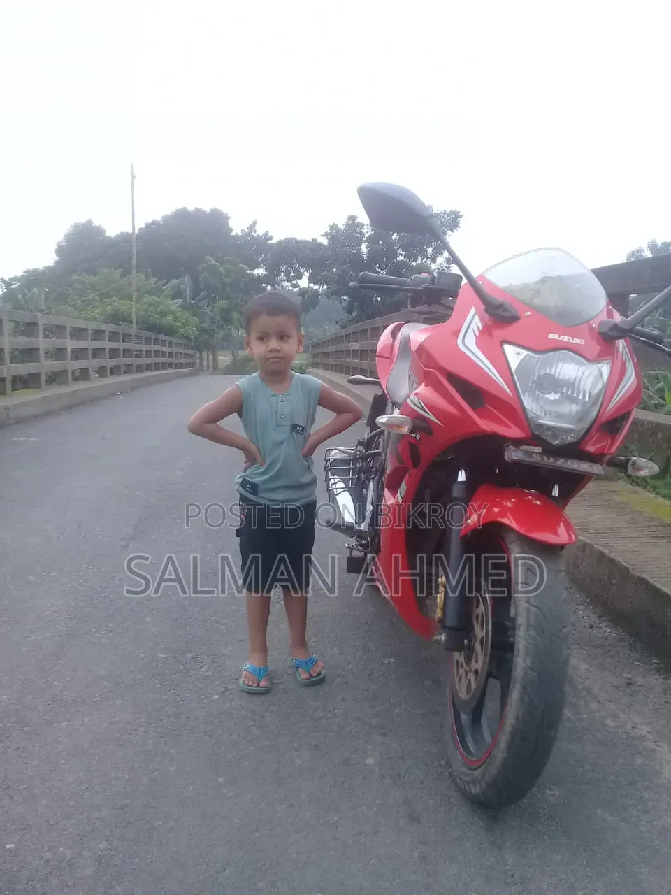 সুজুকি জিক্সার এসএফ ২০১৮ লাল