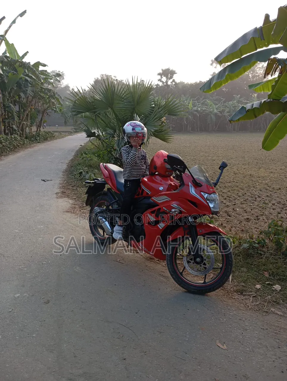 সুজুকি জিক্সার এসএফ ২০১৮ লাল