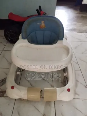 ফার্লাইন ওয়াকার। হাটার গাড়ি