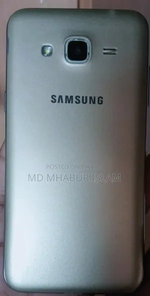 Samsung Galaxy J3 8 GB Gold