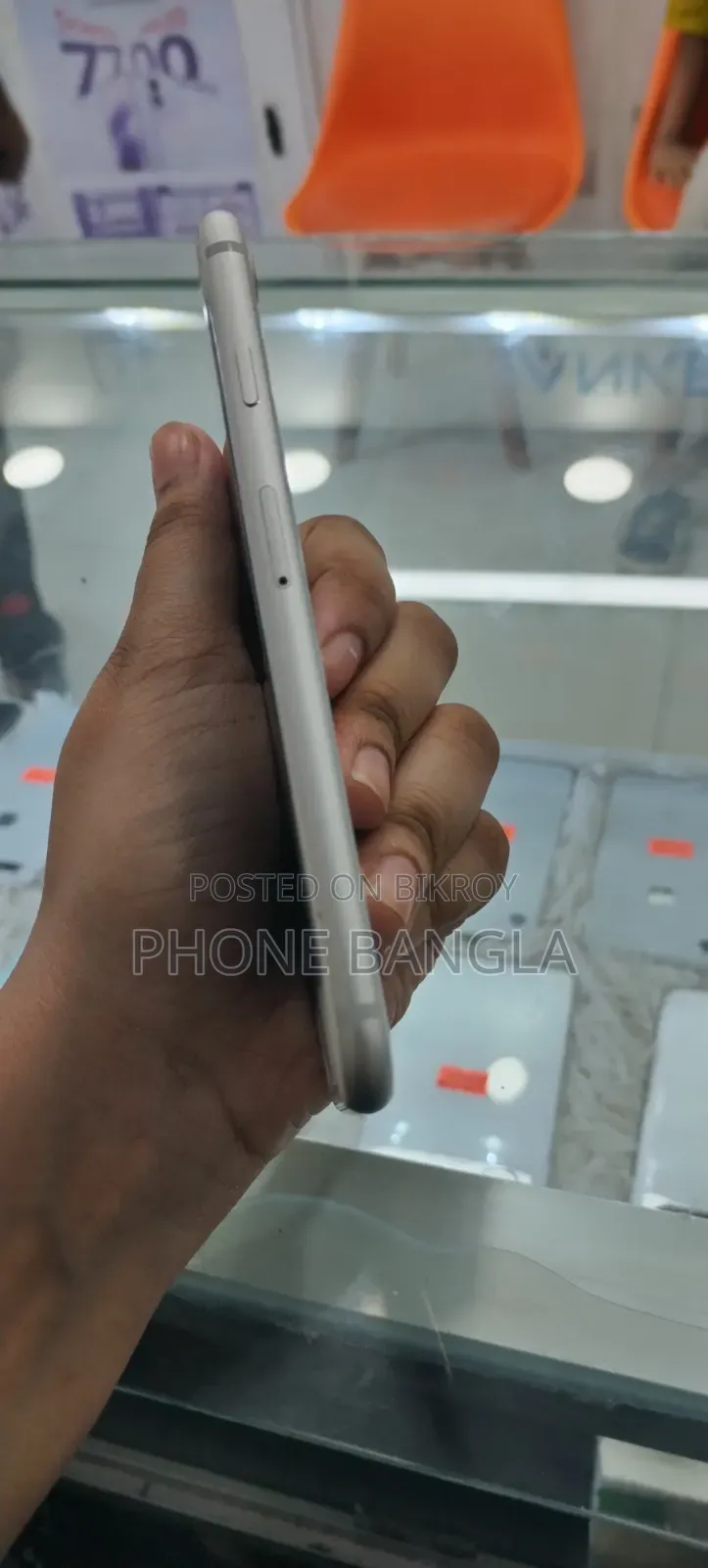 Apple iPhone 8 Plus 64 GB