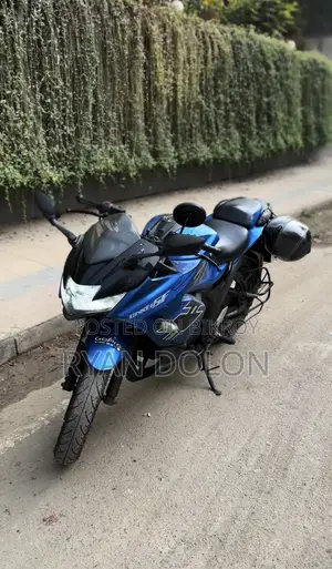 সুজুকি জিক্সার এসএফ ২০২১ নীল