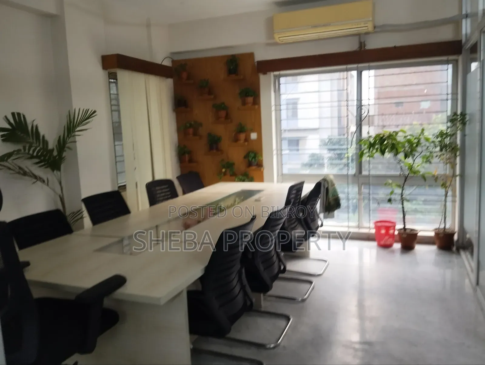 গুলশান ১ এ ভাড়ার জন্য এক্সক্লুসিভ ফার্নিশড অফিস অ্যাপার্টমেন্ট