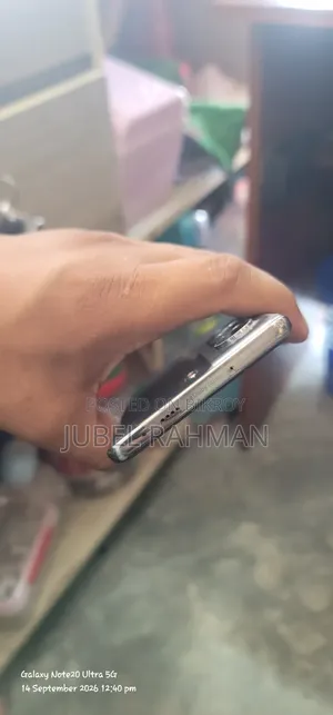 নিউ টেকনো ক্যামন ৪০ প্রো ৪জি ২৫৬ জিবি সিলভার