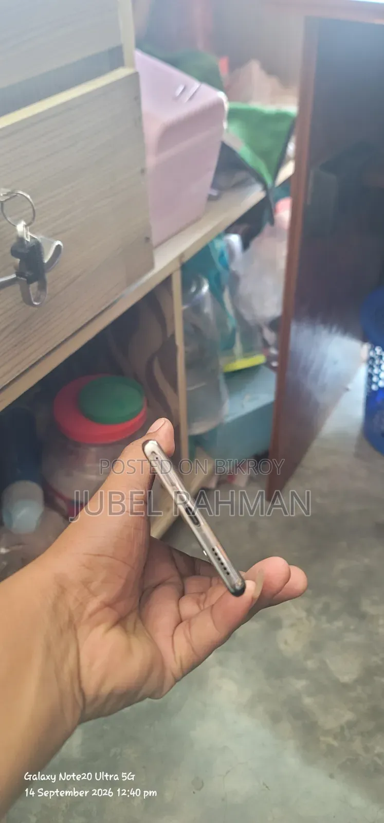 নিউ টেকনো ক্যামন ৪০ প্রো ৪জি ২৫৬ জিবি সিলভার