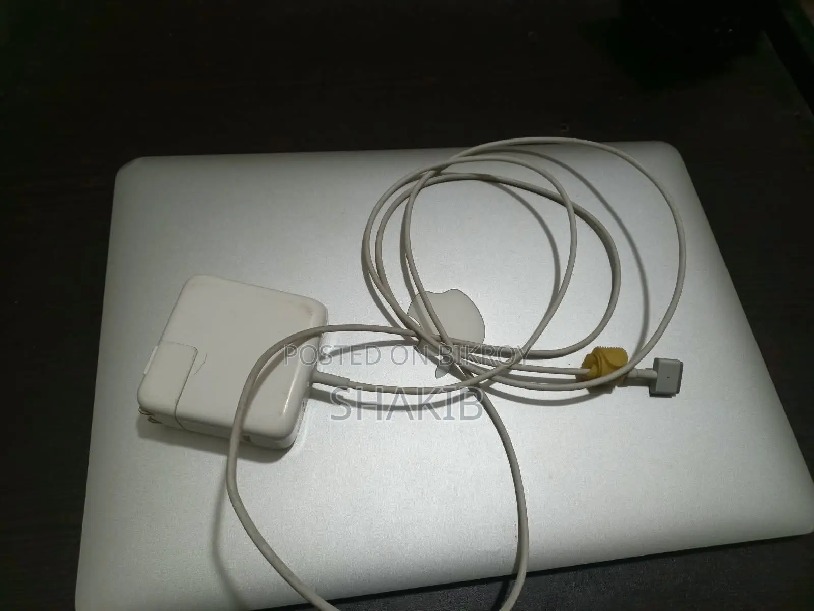 Laptop Apple MacBook Air 4GB Intel Core i5 SSD 128GB