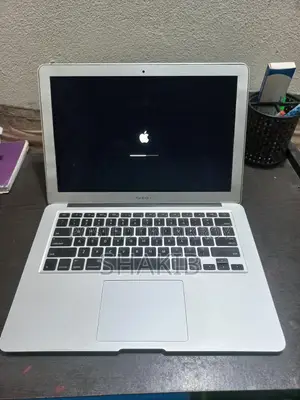 Laptop Apple MacBook Air 4GB Intel Core i5 SSD 128GB