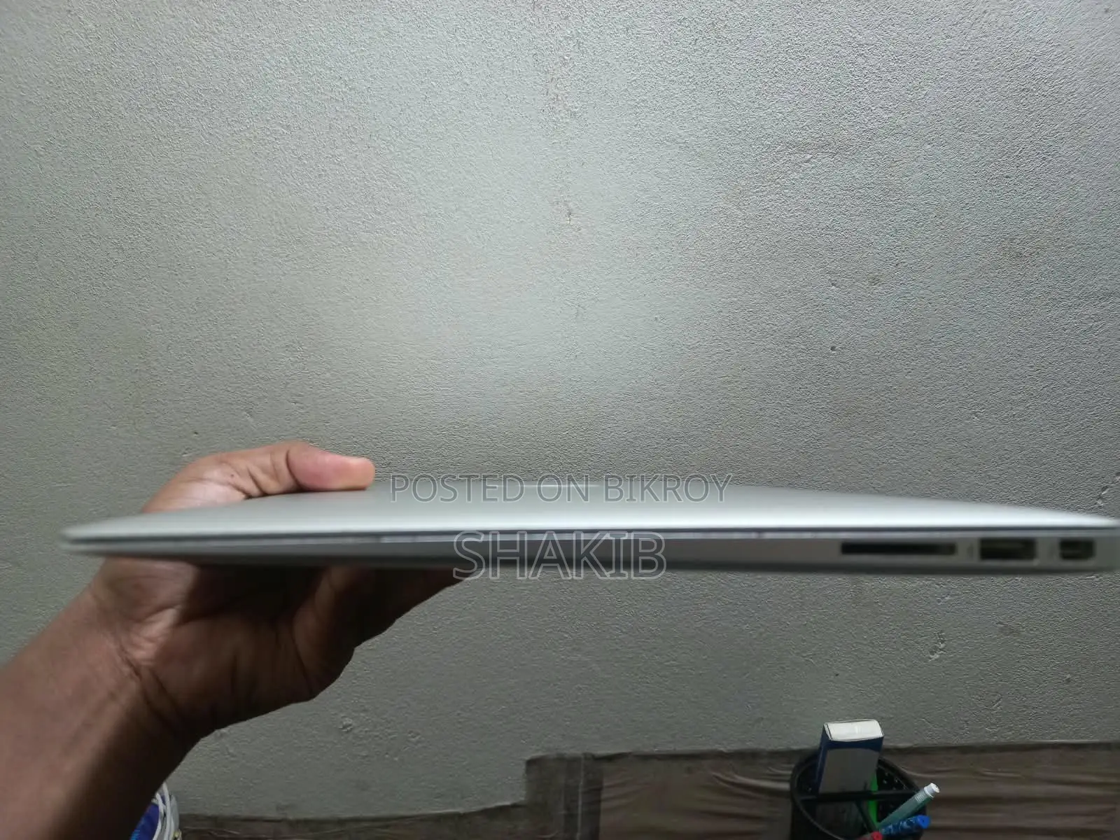 Laptop Apple MacBook Air 4GB Intel Core i5 SSD 128GB