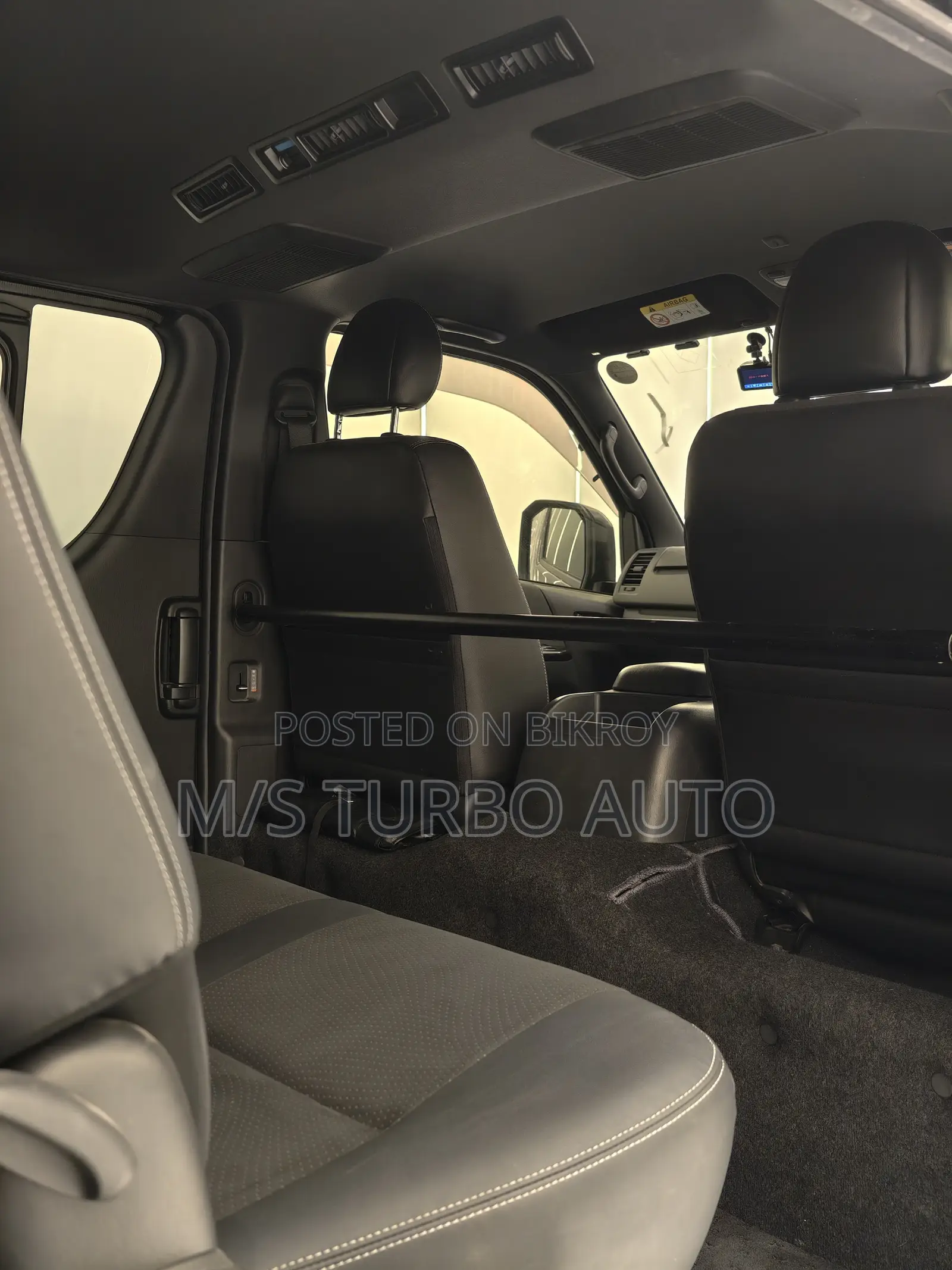 Toyota HiAce 2021 Grey