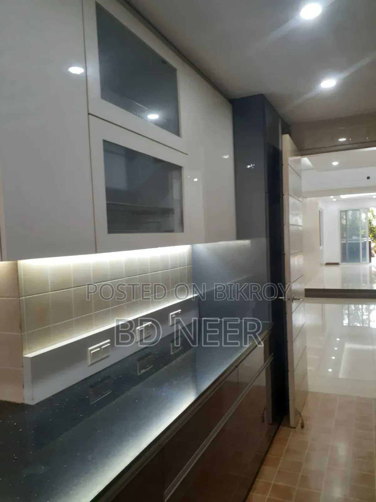 4-Bedroom Apartment in Gulshan for Rent