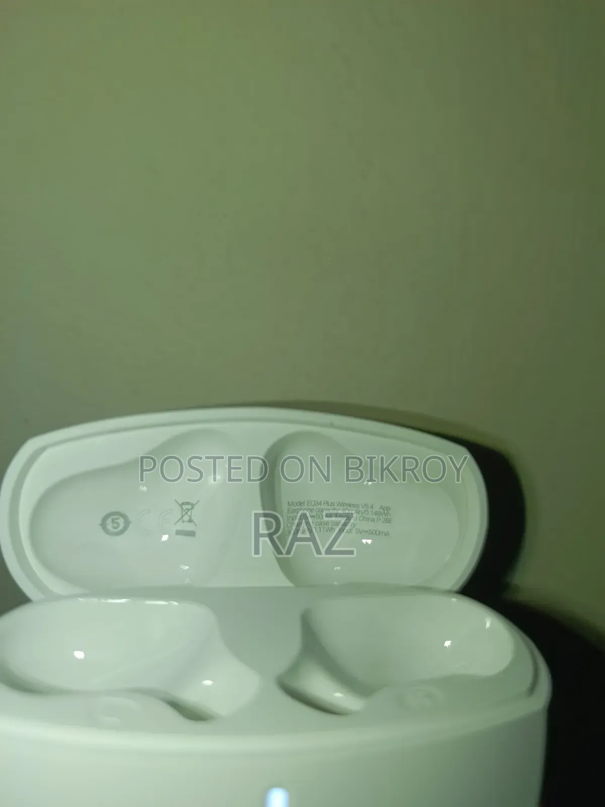 হোকো ইকিউ৩৪ প্লাস
