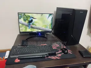 Desktop Computer 16GB AMD Ryzen 5 SSD 256GB