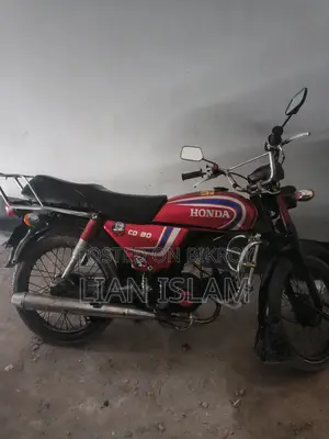 হোন্ডা ২০০৩ লাল