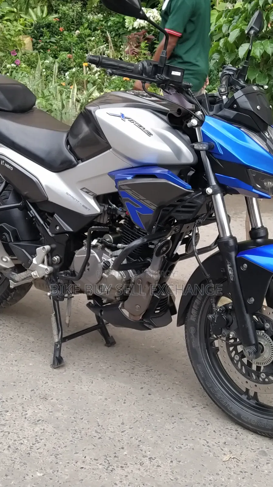 হিরো এক্সট্রিম ১২৫আর ২০২৪ নীল