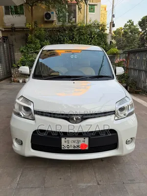 টয়োটা সিয়েন্তা ১.৫ এফডব্লিউডি ২০১২ হোয়াইট