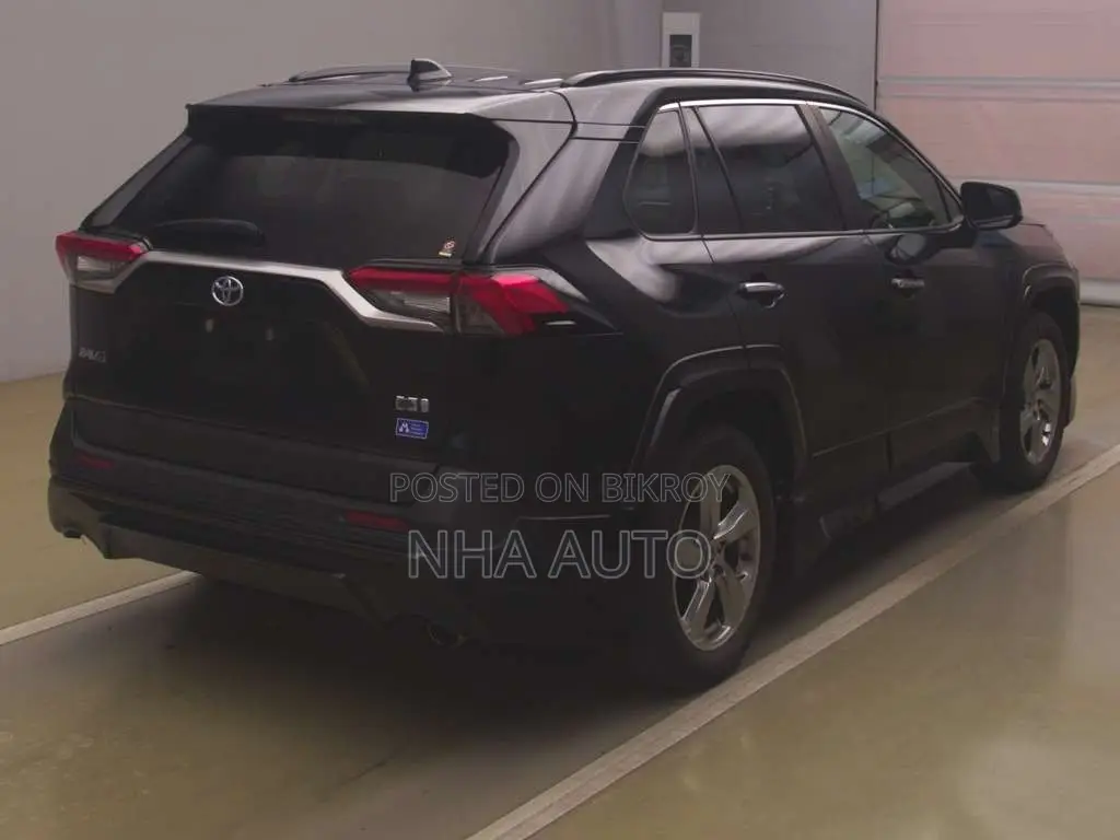 Toyota RAV4 2021 Black