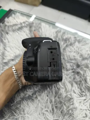 ক্যানন ৫৫০ডি শুধু বডি
