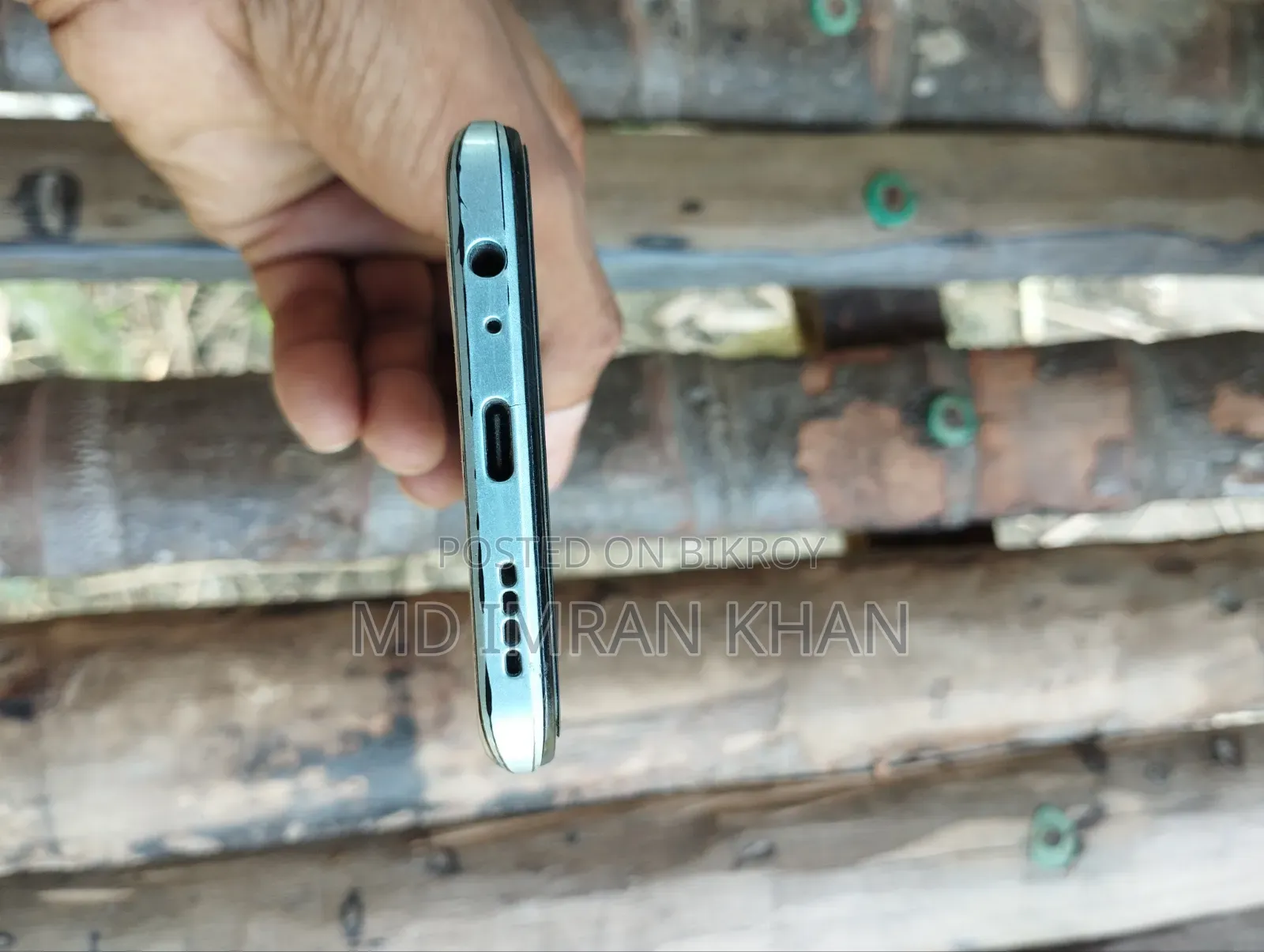 Vivo T1x (India) 128 GB White