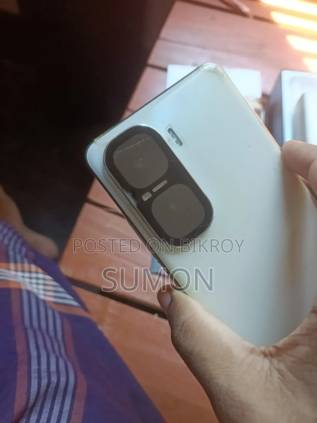 iQOO 256 GB White