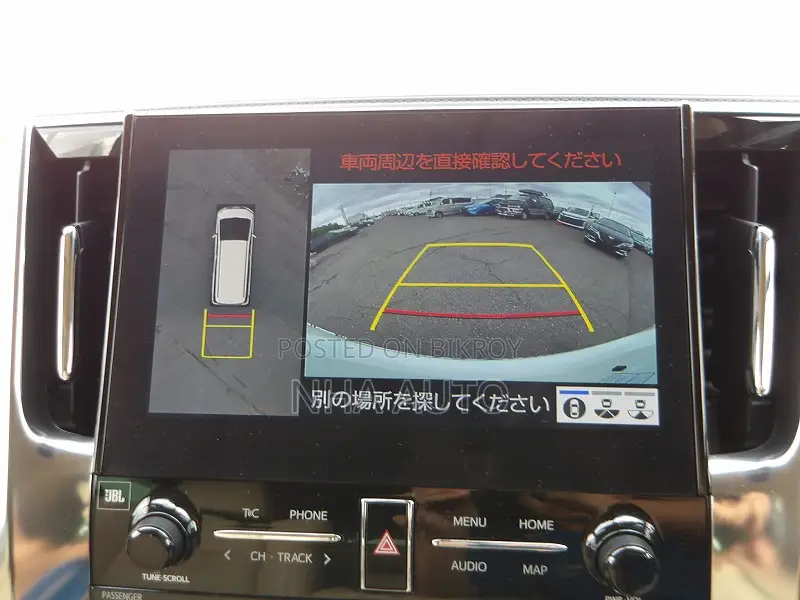 Toyota Alphard 2022 Pearl