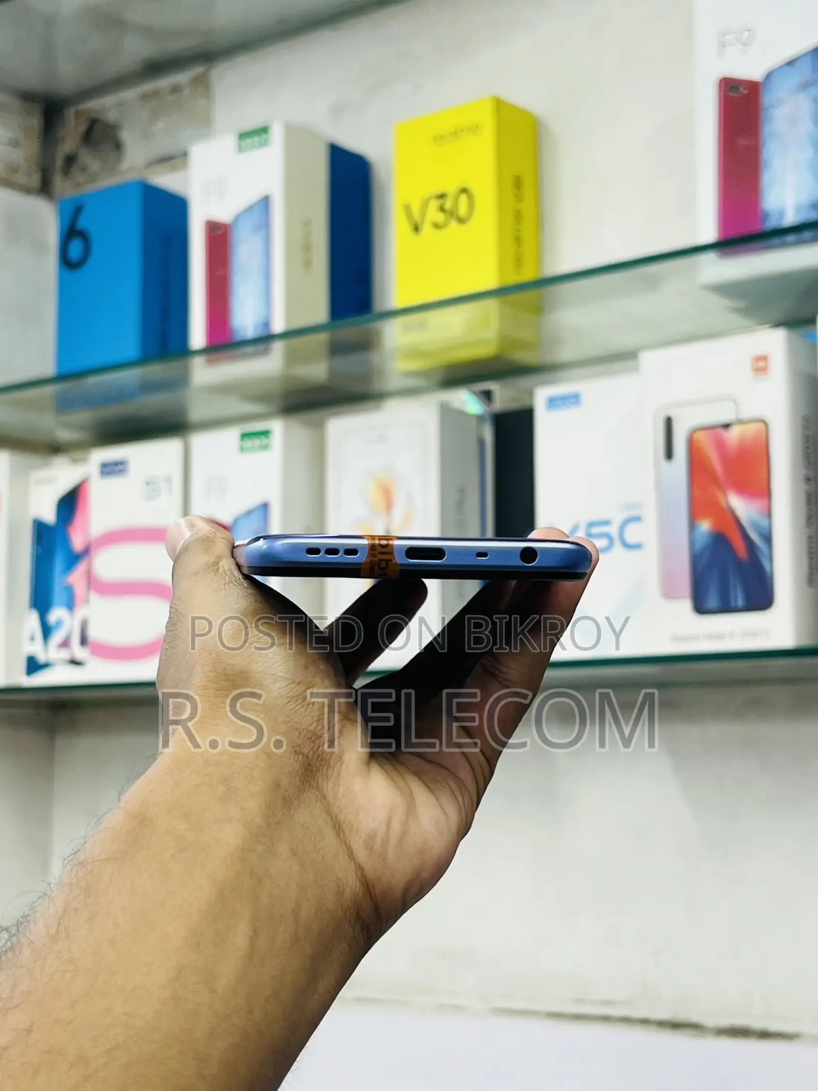 New Realme V11s 5G 128 GB Purple