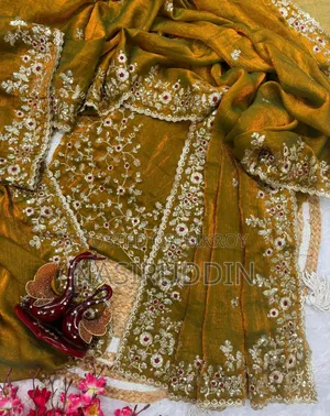 Indian Georgette Sharee With Blouse Piece