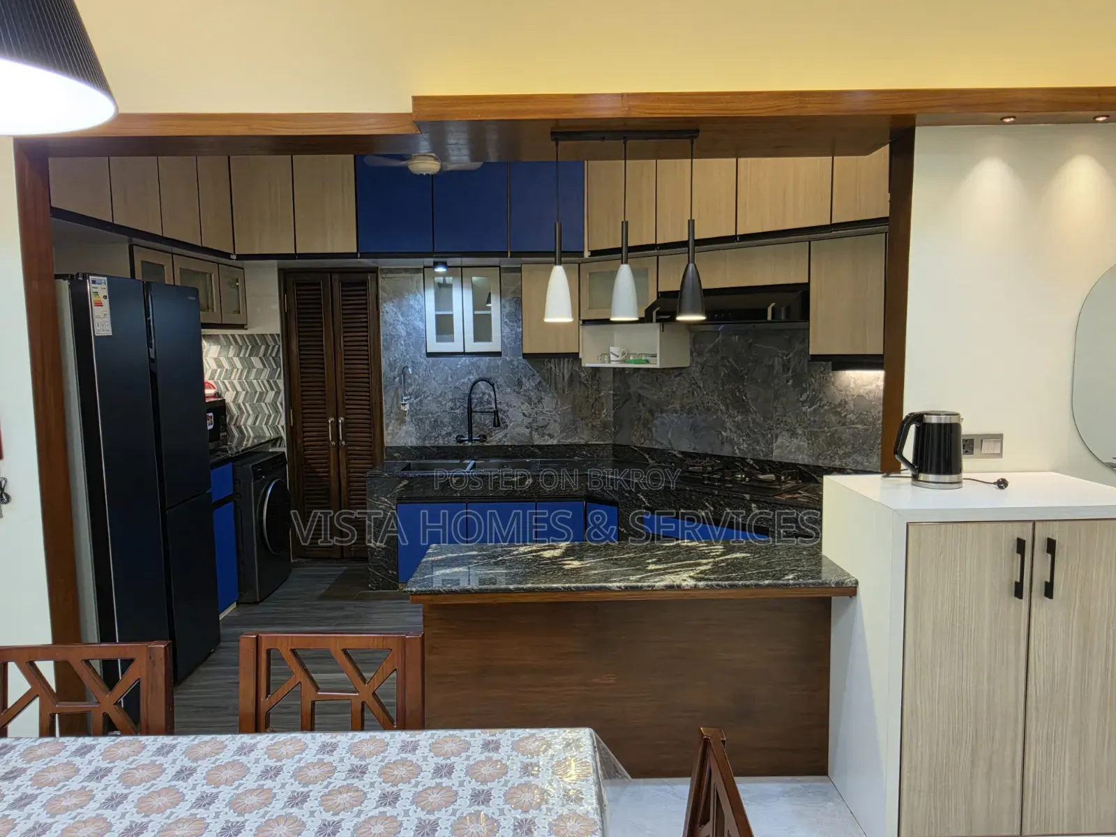 Furnished 3-bedroom Apartment in Southeast Palace, Gulshan for rent