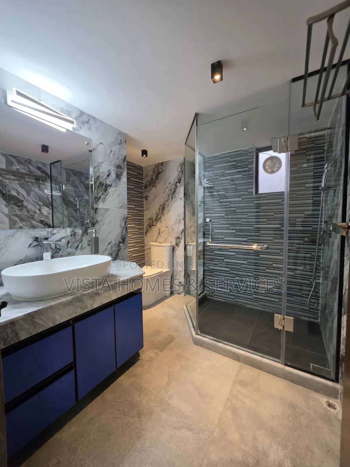 Furnished 3-bedroom Apartment in Southeast Palace, Gulshan for rent