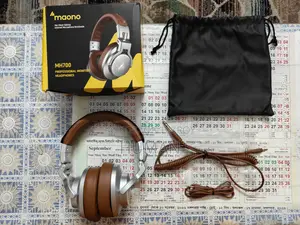 Maono MH700 Studio Monitor Headphone