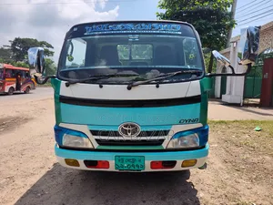 Toyota Dyna Pickup Japan Condition