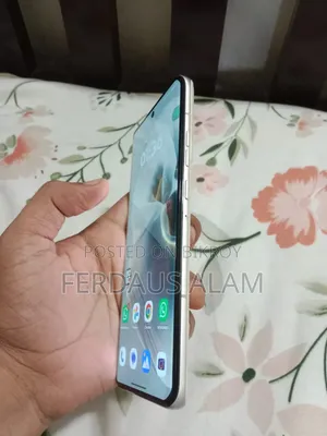 Motorola Edge 50 Pro ২৫৬ জিবি