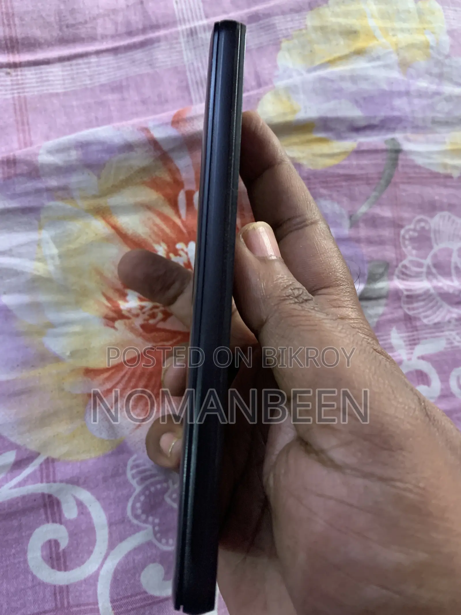 Lava 8 GB Black