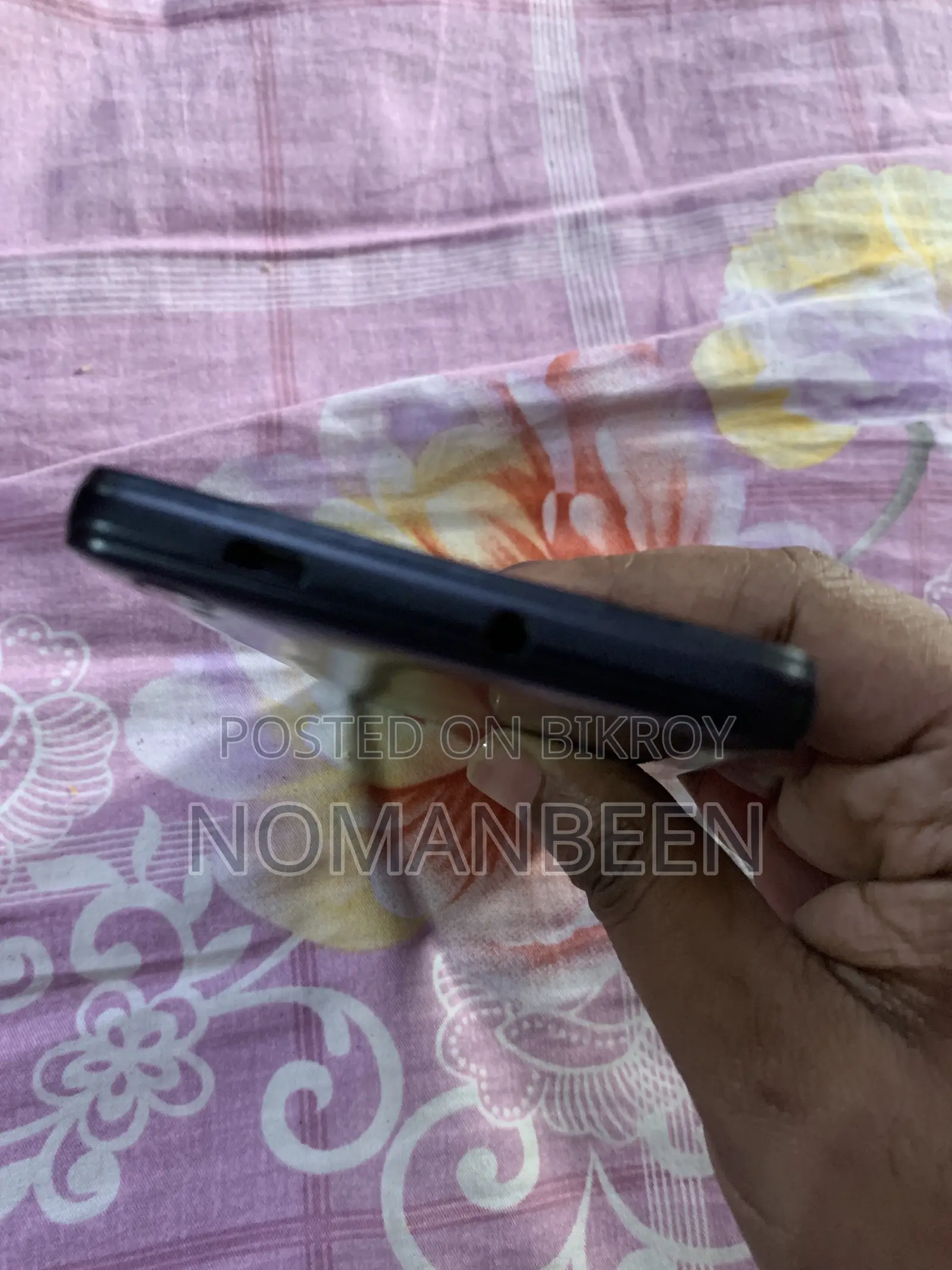 Lava 8 GB Black