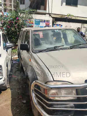Nissan Pick-Up 2005 Silver