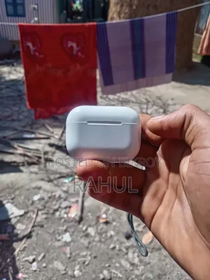 Apple Bluetooth Earbuds