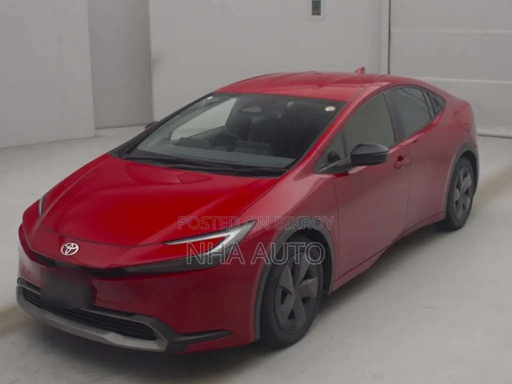 Toyota Prius 2023 Maroon