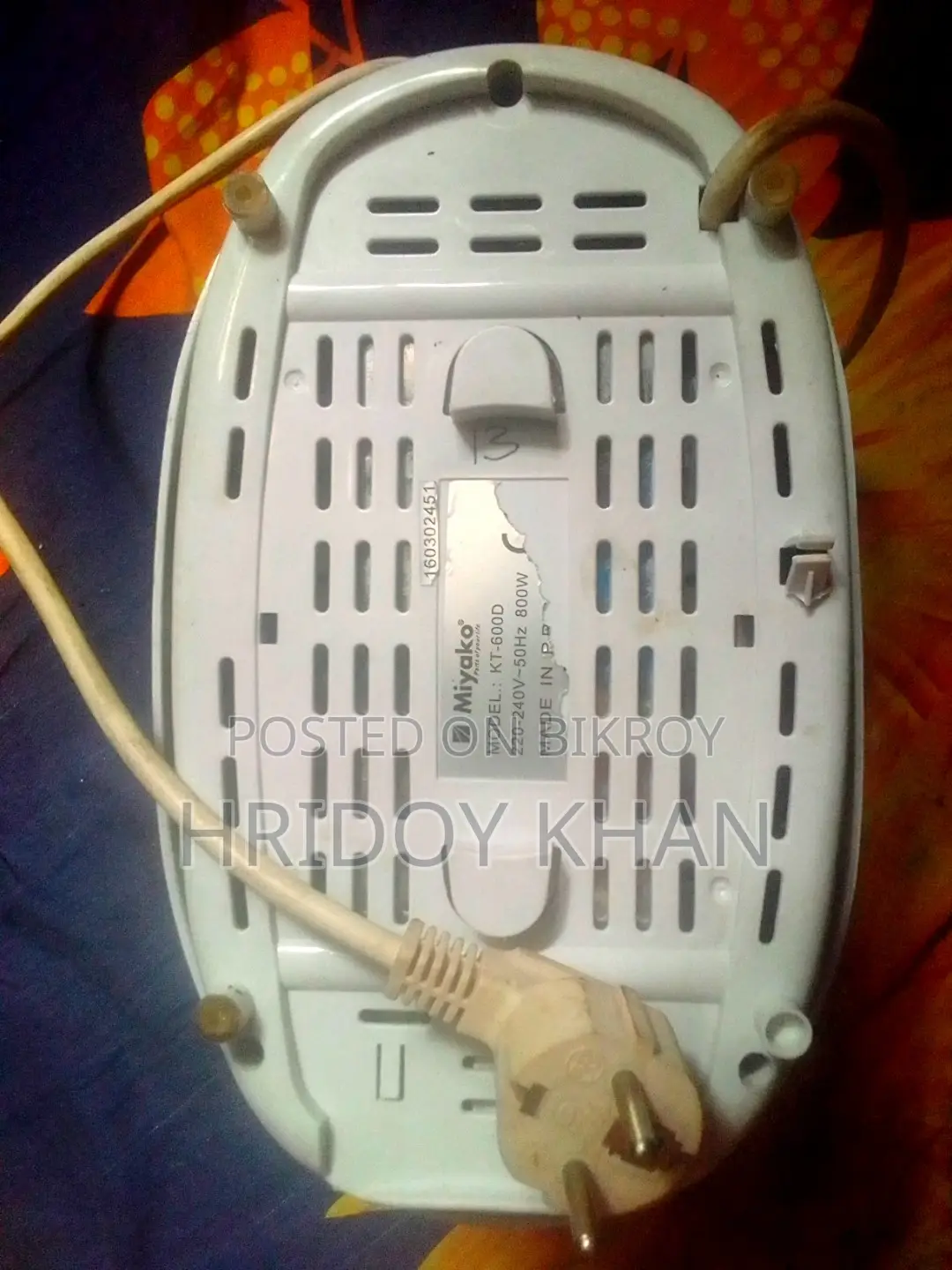 Model KT600DMIYAKO ব্র্যান্ডের একটি পাউরুটি টোস্ট মেকার বিক্রি করা হবে