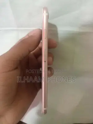 Apple iPhone 7 32 GB Rose Gold