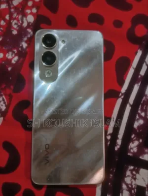 New Vivo Y04 64 GB White